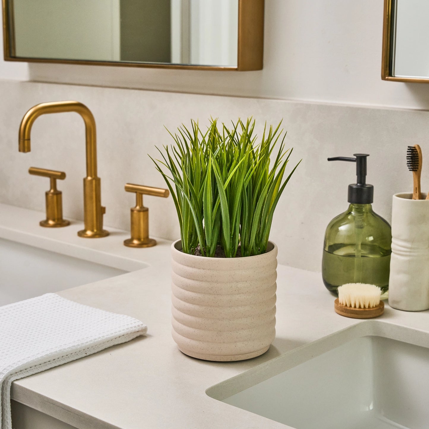 Plant Diffuser - Grass Plant - Bubble White