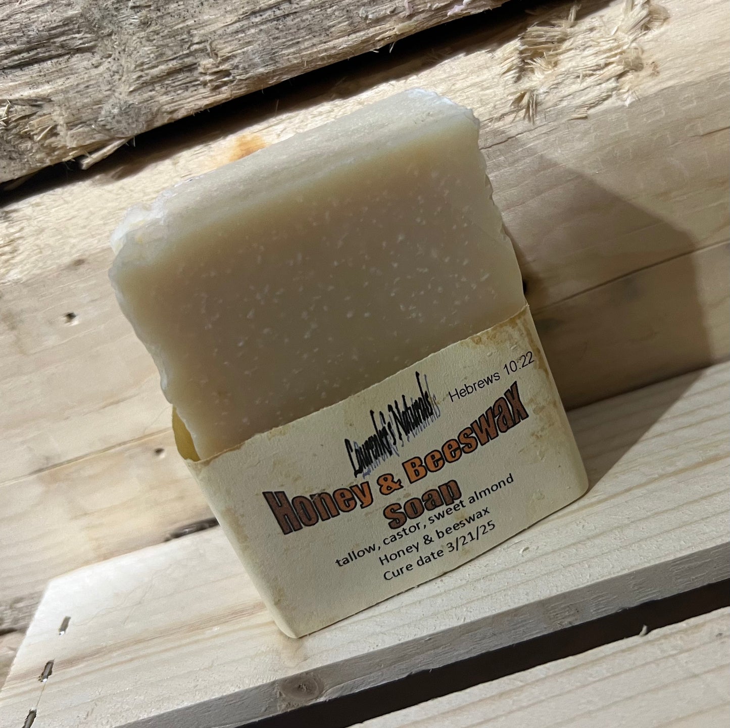 Honey & Bees Wax - Laurenkr's Naturals Handmade Soaps