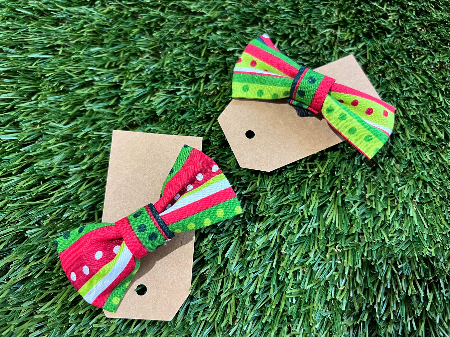 Alfred's Bows Holiday Cheer tiny bow