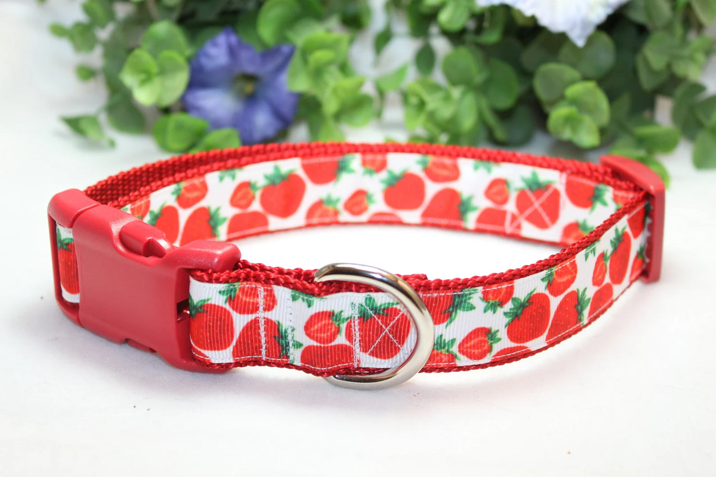 Trendies Strawberry Dog Collar