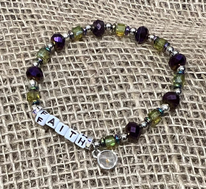 HandMade Beaded Stretch Bracelet 7"approx