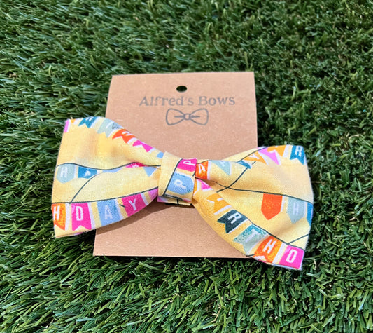Alfred's Bows Yellow Happy Birthday Medium Bow