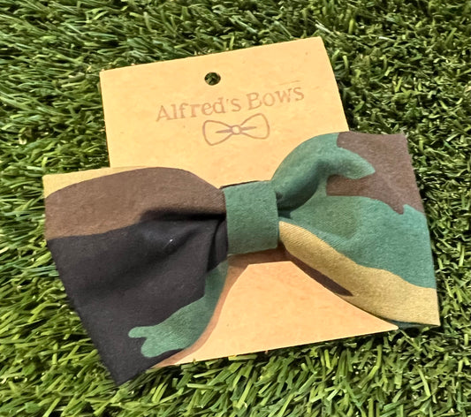 Alfred's Bows Camo Medium Bow