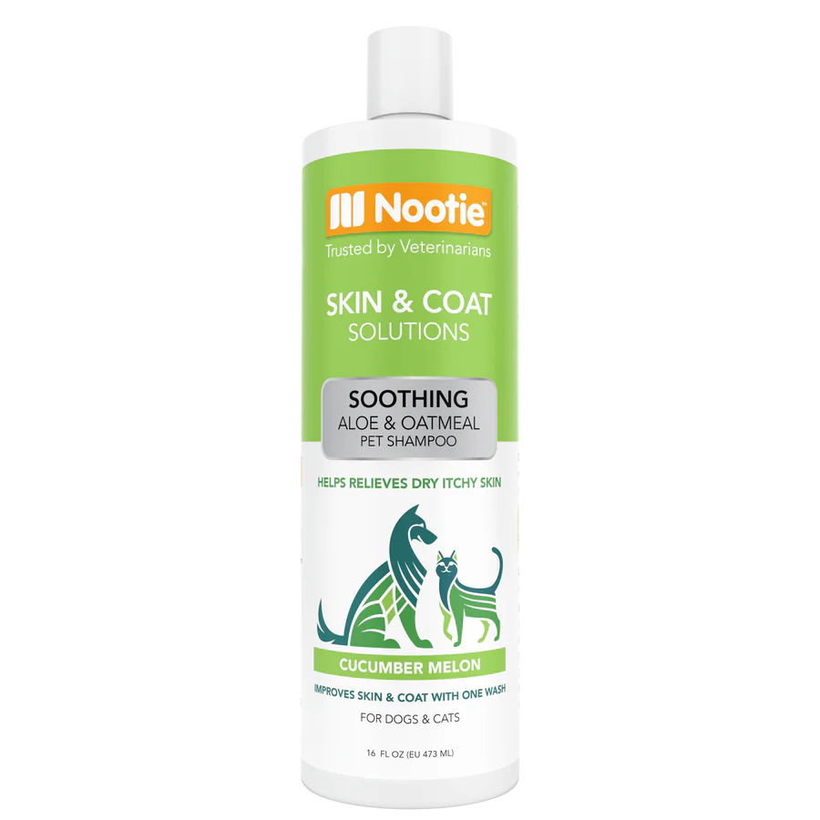 Soothing Aloe & Oatmeal Cucumber & Melon Dog & Cat Shampoo 16oz